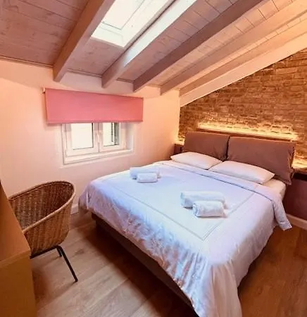 L'atelier Location * Corfu (city)
