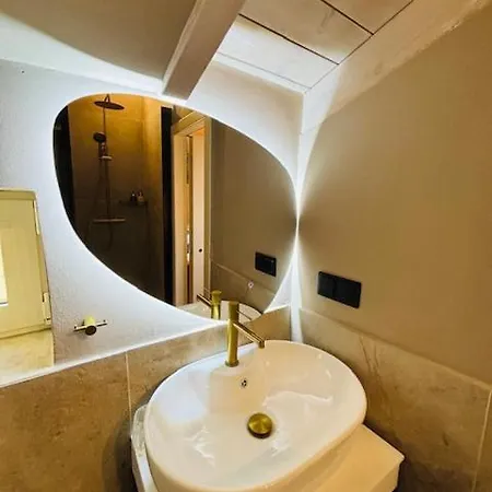L'atelier Location Апартаменты *